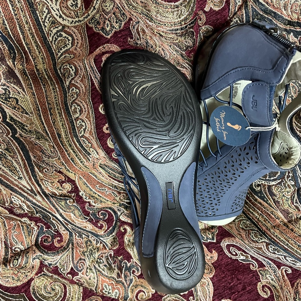 New never been worn